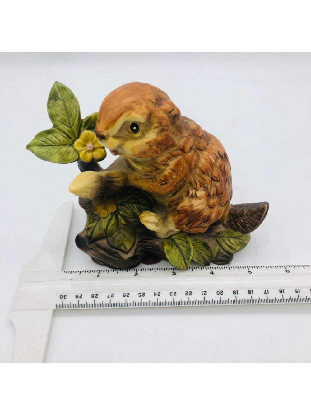 Vintage Hand-Painted Porcelain Beaver Figurine on Tree Flowers 5" - Picture 6 of 9